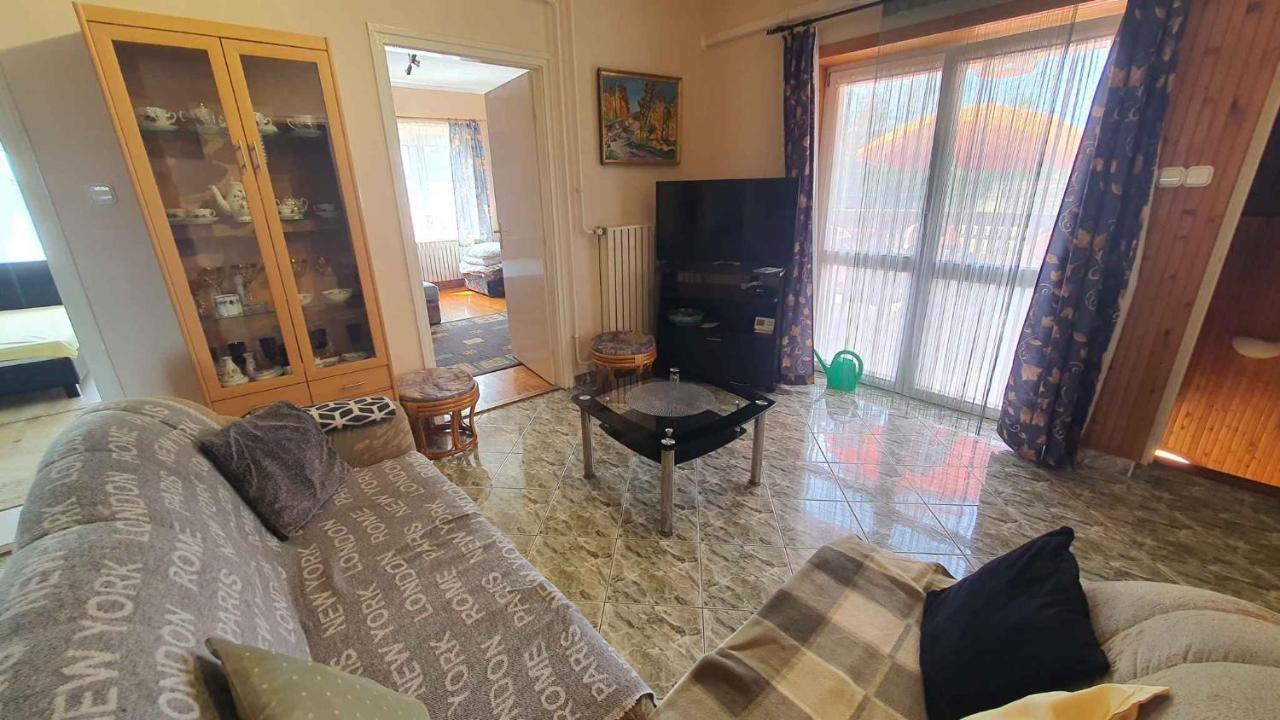 Apartments In Balatonlelle 43115 المظهر الخارجي الصورة
