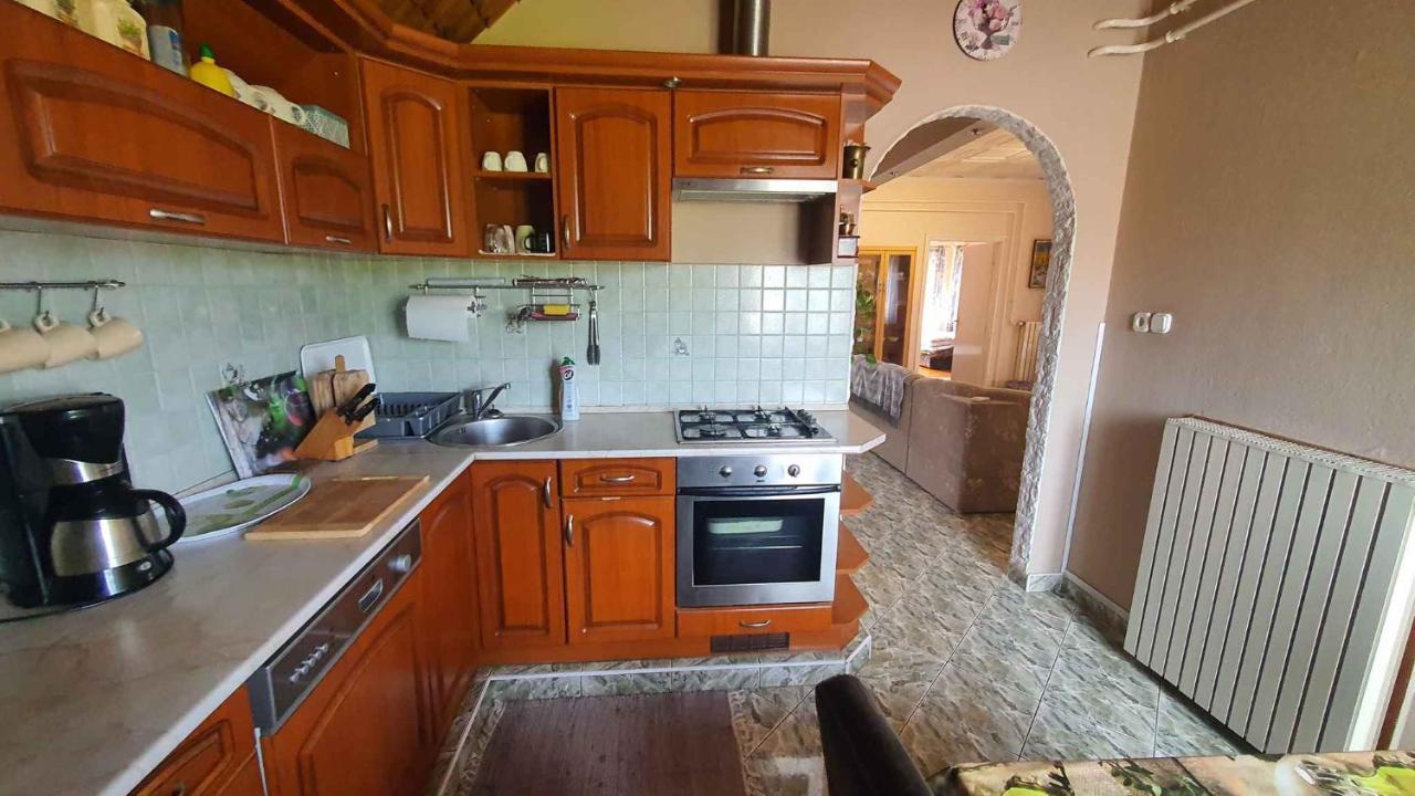 Apartments In Balatonlelle 43115 المظهر الخارجي الصورة