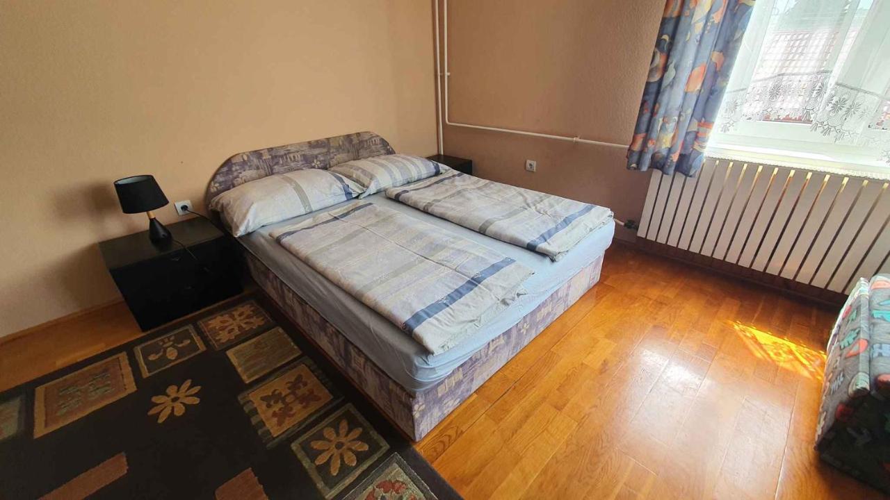 Apartments In Balatonlelle 43115 المظهر الخارجي الصورة