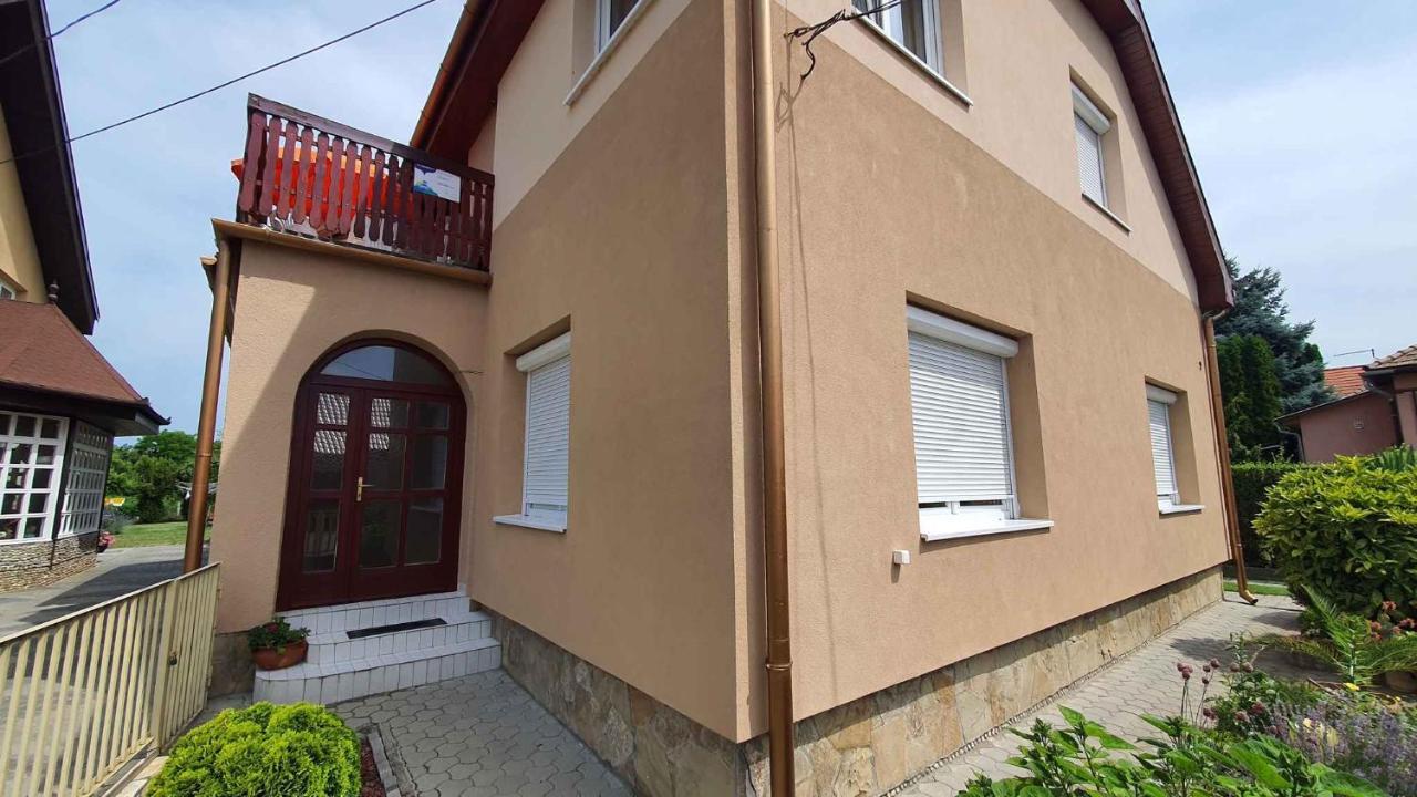Apartments In Balatonlelle 43115 المظهر الخارجي الصورة