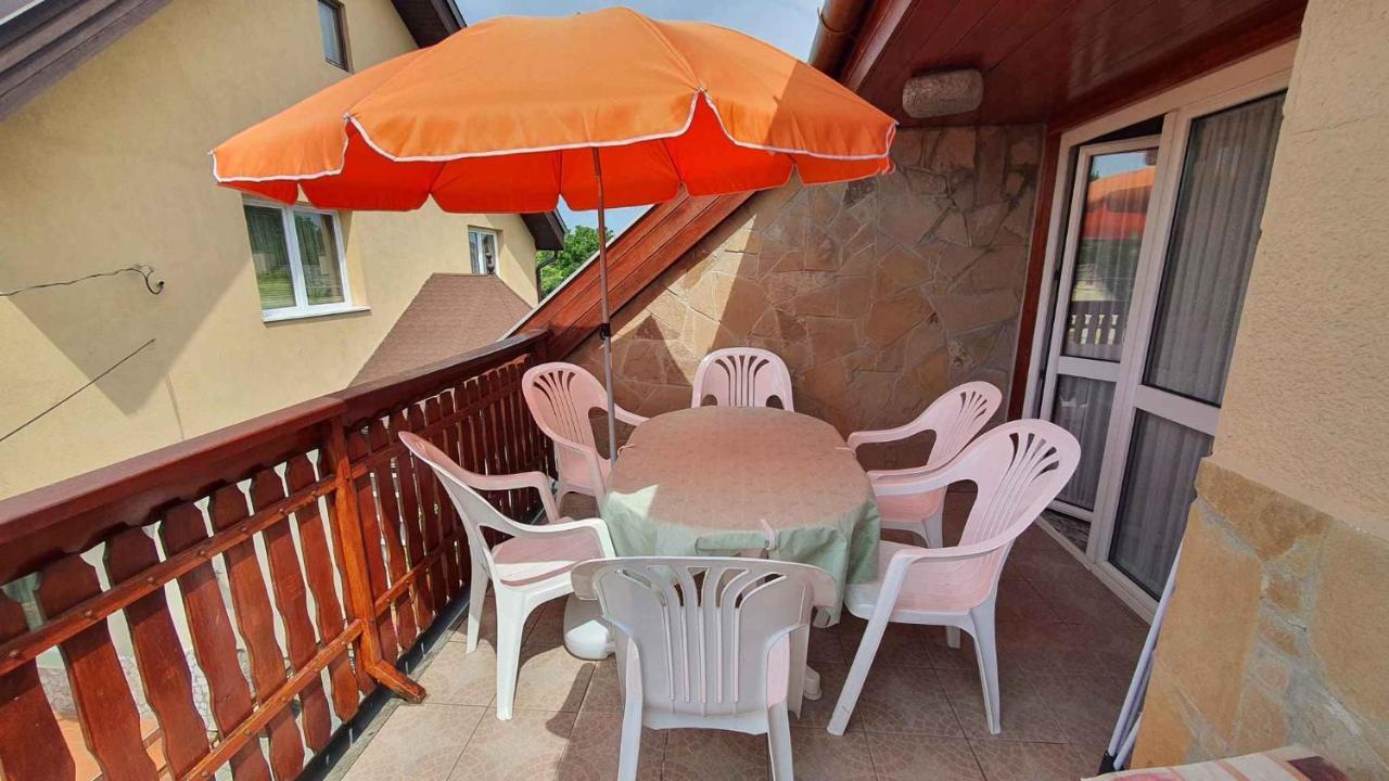Apartments In Balatonlelle 43115 المظهر الخارجي الصورة